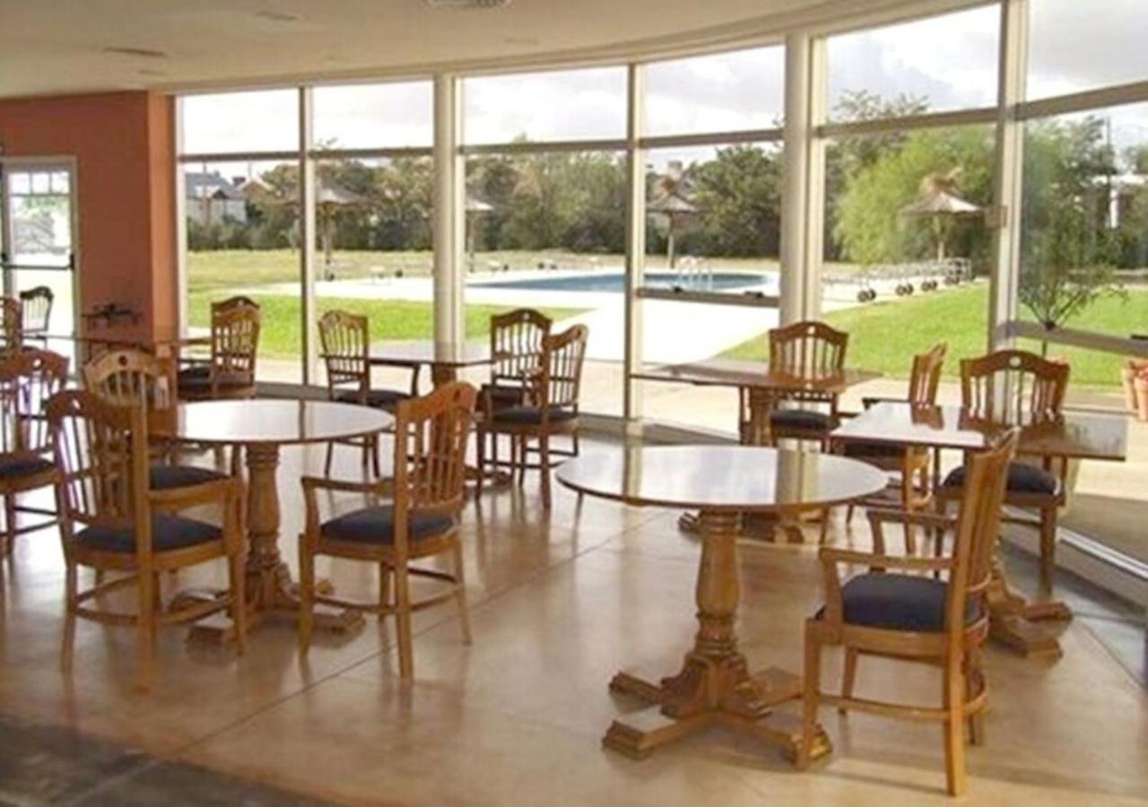 Paradores Austral Bahía Blanca Exteriör bild